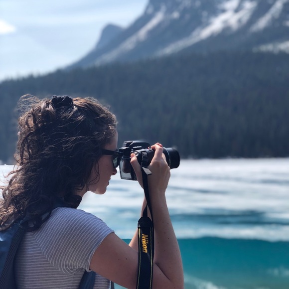 Meet your Posher, Bethany - Picture 1 of 1